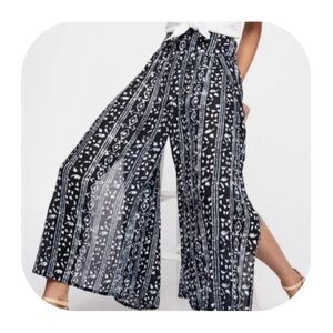 Free People XS navy Elena wide leg crop pants